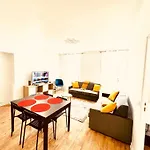 Refait A Neuf 2 Pieces - Paris - Tout Equipe - Parking