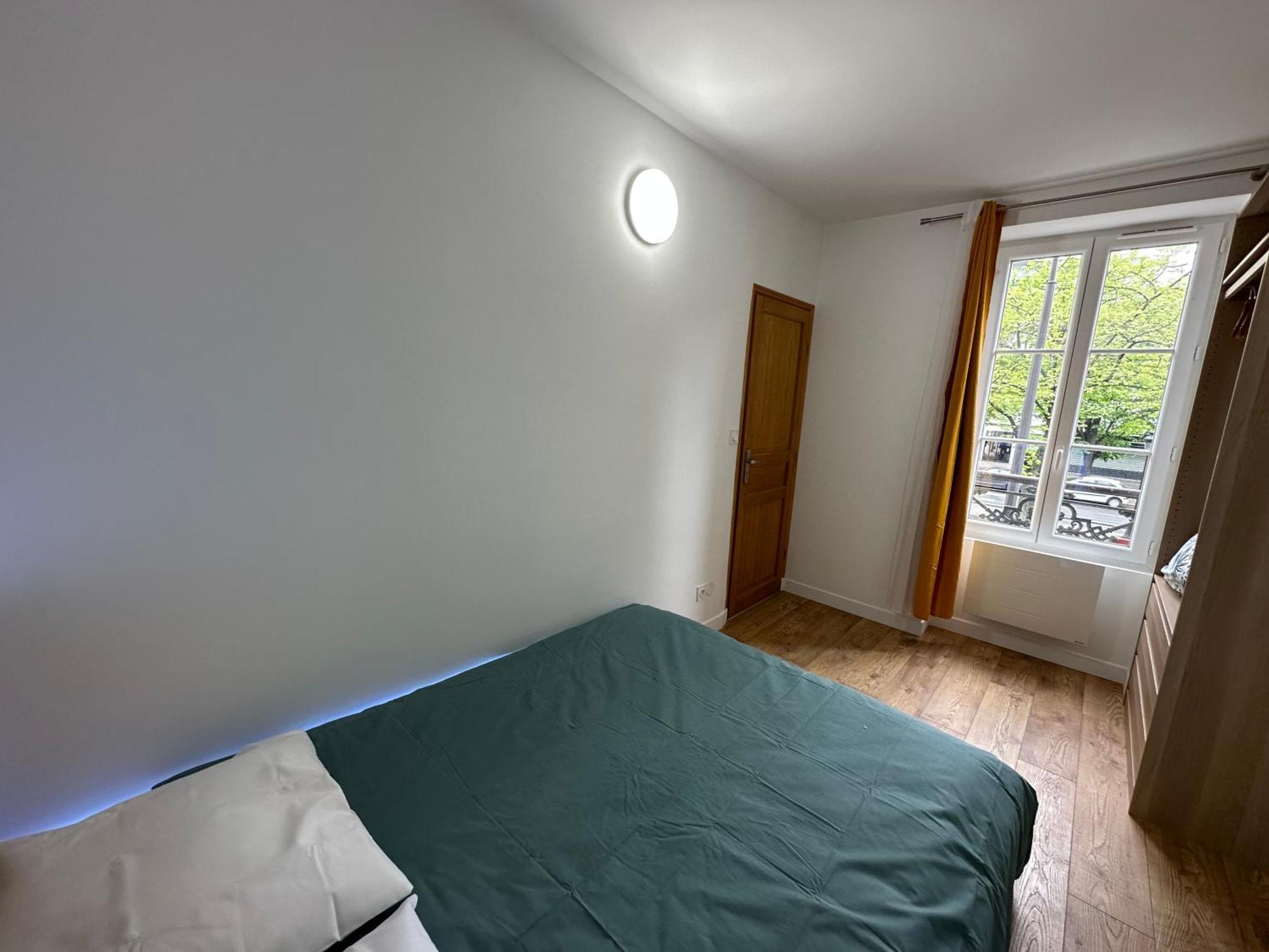 Refait A Neuf 2 Pieces - - Equipe - Parking