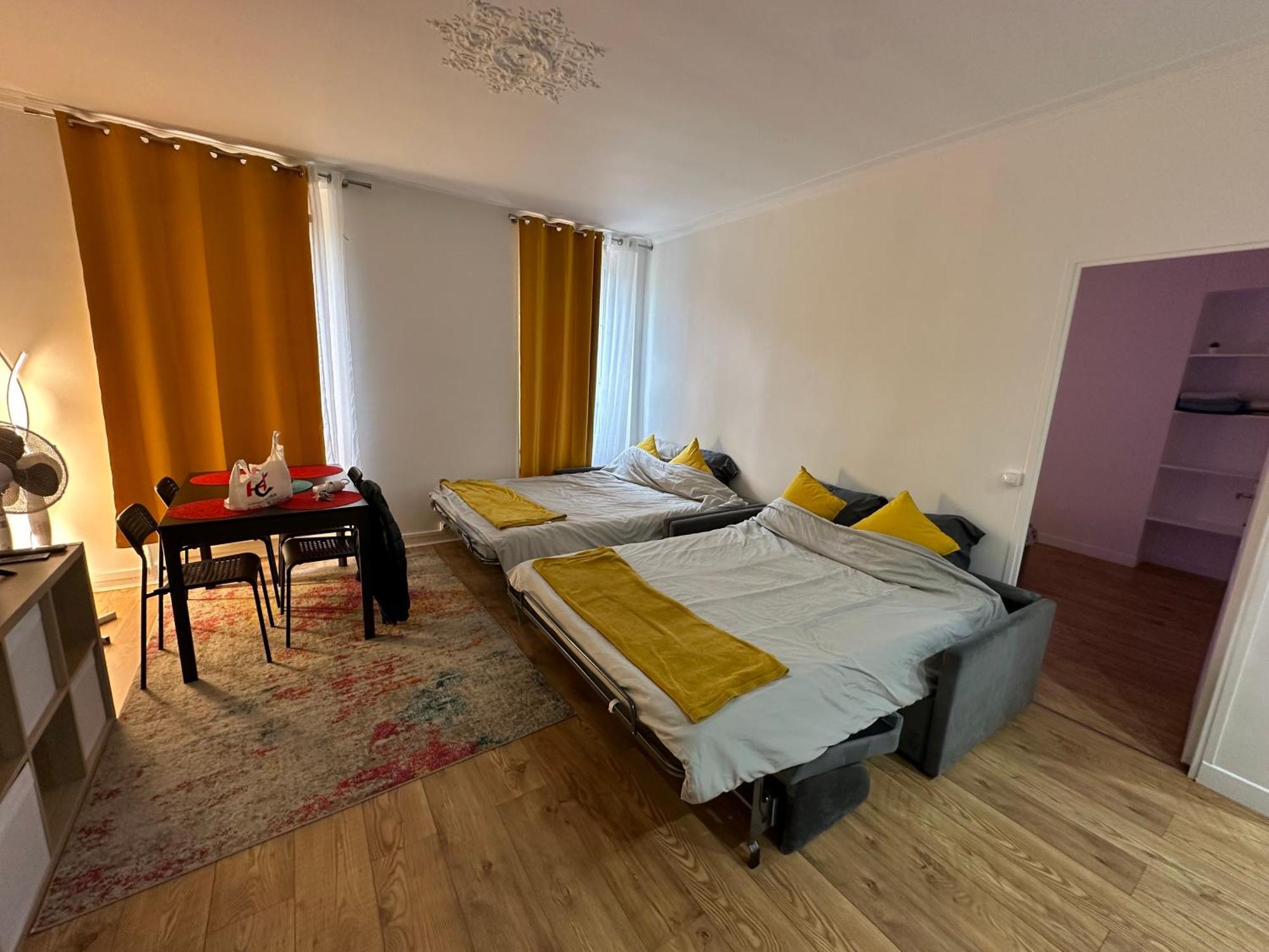 Apartment Refait A Neuf 2 Pieces - - Equipe - Parking Paris